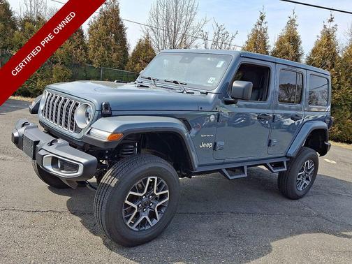 2024 Jeep Wrangler Sahara