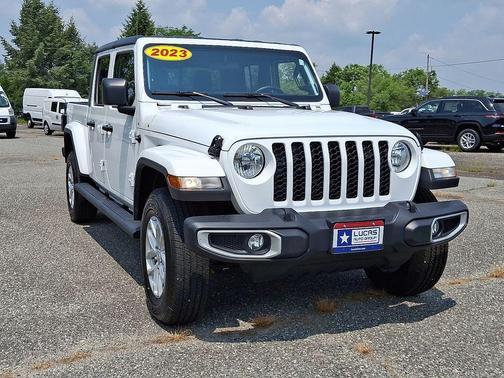 2023 Jeep Gladiator Sport