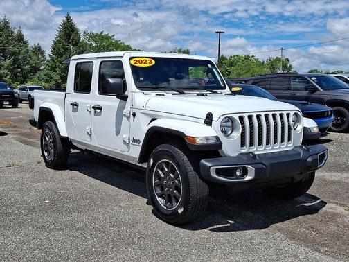 2023 Jeep Gladiator Overland