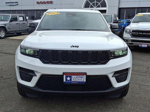 2023 Jeep Grand Cherokee Altitude