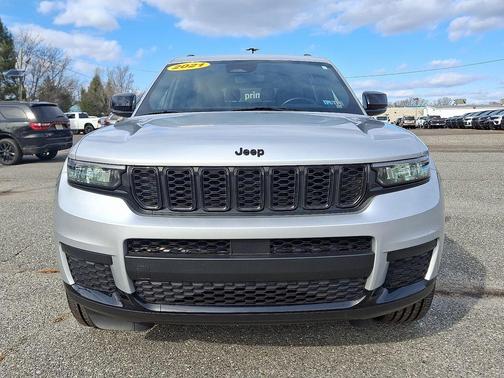 2021 Jeep Grand Cherokee L Laredo