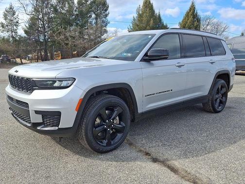 2021 Jeep Grand Cherokee L Laredo