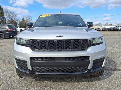2021 Jeep Grand Cherokee L Laredo