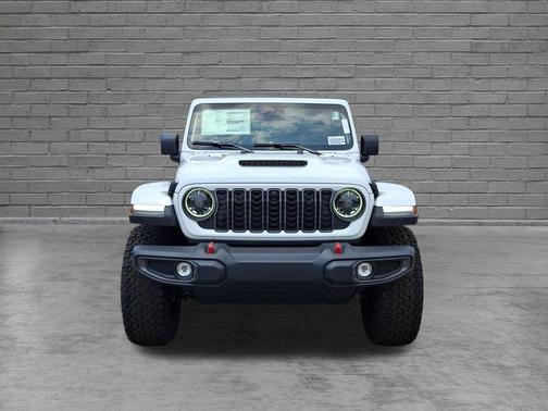 Bright White Clearcoat 2026 Jeep Wrangler Rubicon