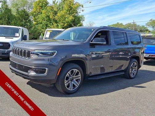 2024 Jeep Wagoneer Base