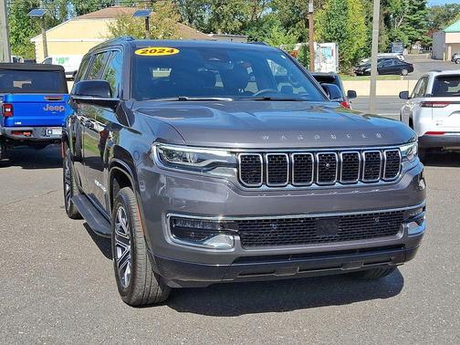 2024 Jeep Wagoneer Base