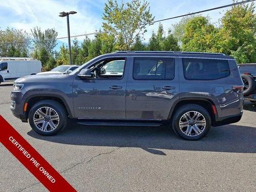 2024 Jeep Wagoneer Base