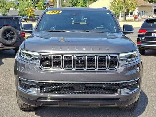 2024 Jeep Wagoneer Base