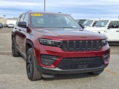 2024 Jeep Grand Cherokee Laredo