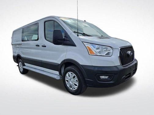 2022 Ford Transit-250 Base