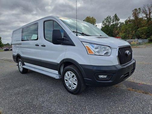2022 Ford Transit-250 Base