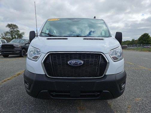 2022 Ford Transit-250 Base