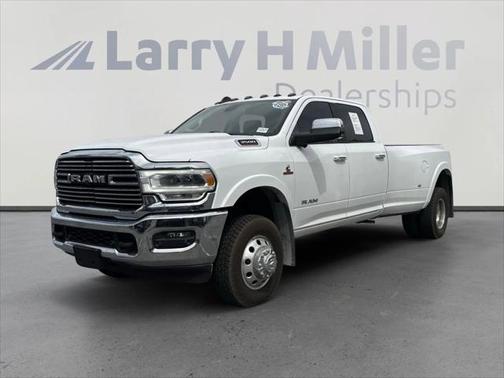 2019 RAM 3500 Laramie Crew Cab 4x4 8 Box