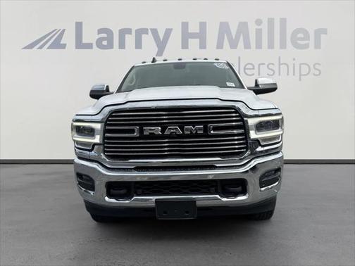 2019 RAM 3500 Laramie Crew Cab 4x4 8 Box