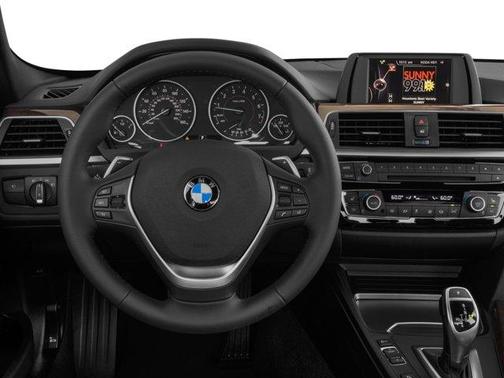 2017 BMW 330 i xDrive