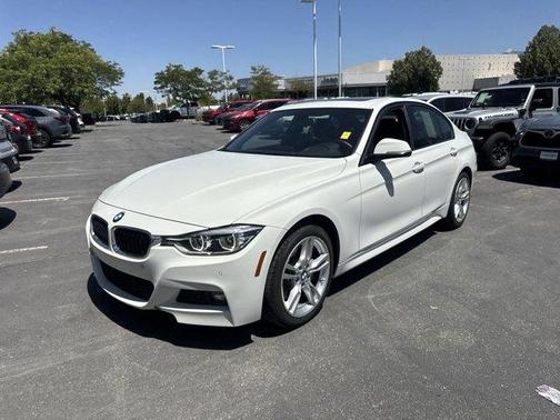 2017 BMW 330 i xDrive