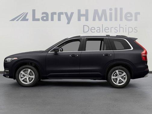 2016 Volvo XC90 T5 Momentum