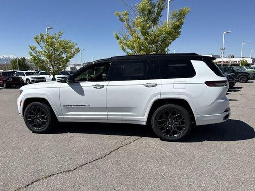 2025 Jeep Grand Cherokee L Summit