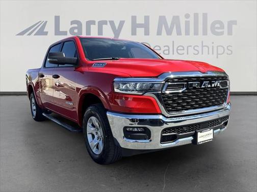 2025 RAM 1500 Big Horn Crew Cab 4x4 57' Box