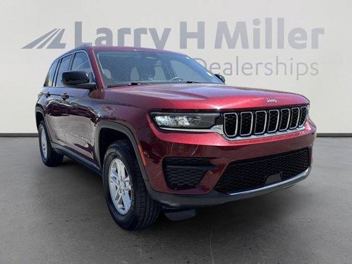 2023 Jeep Grand Cherokee Laredo