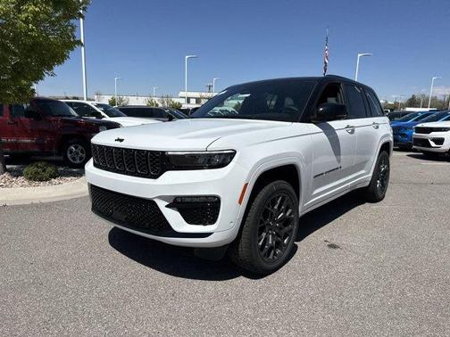 2025 Jeep Grand Cherokee Summit