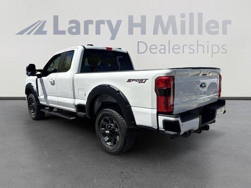 2024 Ford F-350 Lariat Super Duty