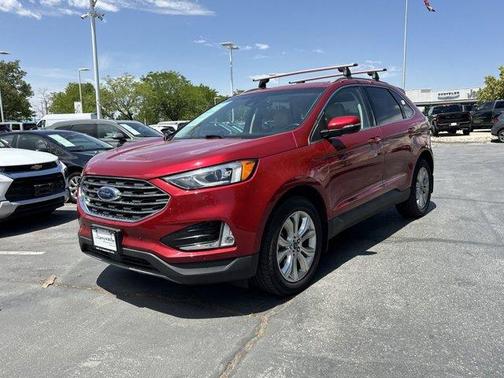 2020 Ford Edge Titanium