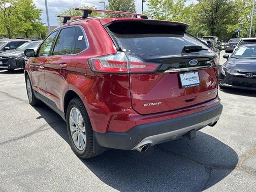 2020 Ford Edge Titanium