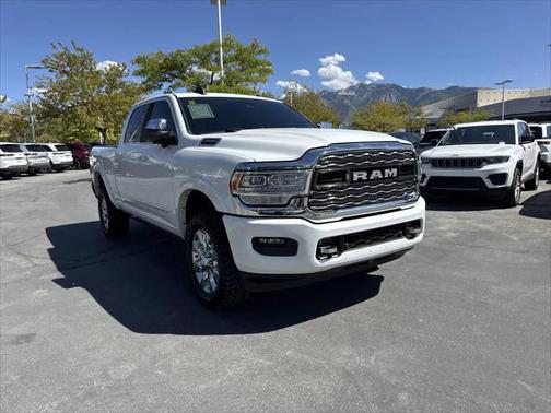 2022 RAM 2500 Limited Crew Cab 4x4 64' Box