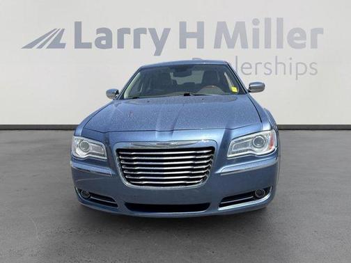 2011 Chrysler 300C Base