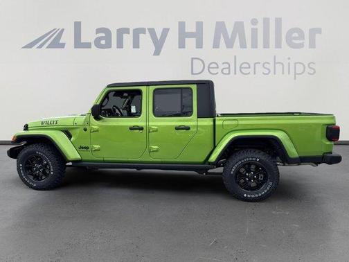 2025 Jeep Gladiator Sport