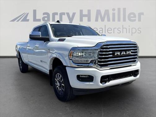 2019 RAM 3500 Longhorn Crew Cab 4x4 8 Box