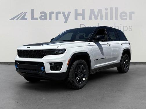 2025 Jeep Grand Cherokee 4xe Trailhawk