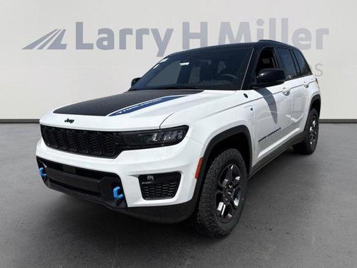 2025 Jeep Grand Cherokee 4xe Trailhawk