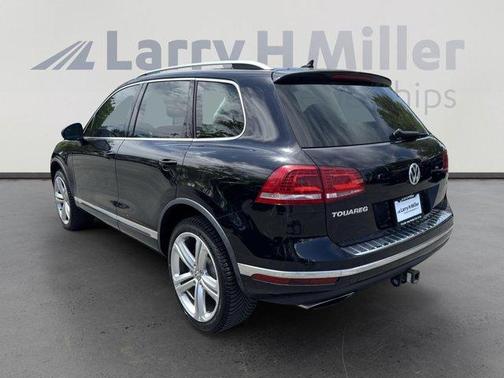 2016 Volkswagen Touareg Executive