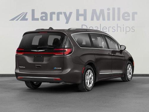 2023 Chrysler Pacifica Hybrid Touring L