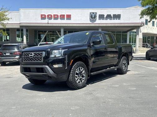2022 Nissan Frontier SV