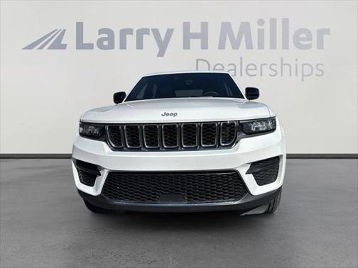 2025 Jeep Grand Cherokee Laredo X 4x4