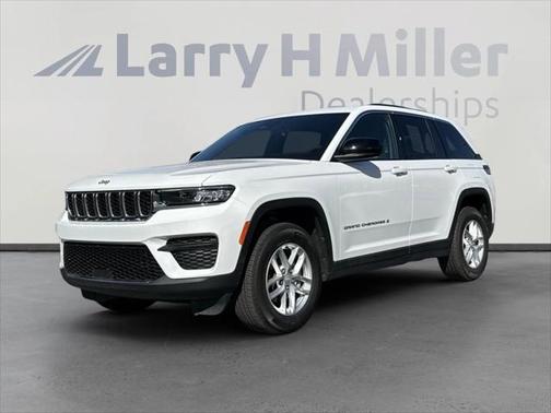 2025 Jeep Grand Cherokee Laredo X 4x4