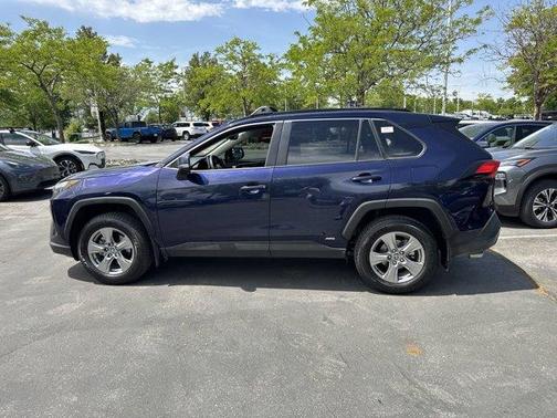 2023 Toyota RAV4 Hybrid XLE