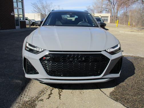 Gray 2021 Audi RS 6 Avant 4.0T