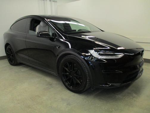 2022 Tesla Model X 