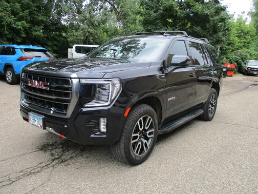 2023 GMC Yukon AT4
