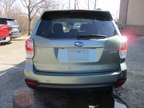 Green 2017 Subaru Forester 2.5i Premium