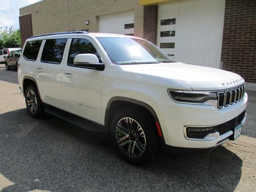 2022 Jeep Wagoneer Series III