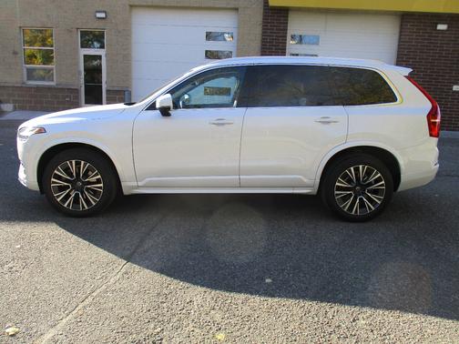 2022 Volvo XC90 