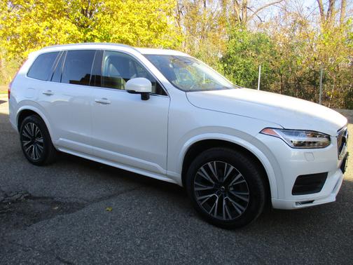 2022 Volvo XC90 