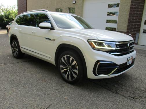2022 Volkswagen Atlas 3.6L SEL Premium R-Line
