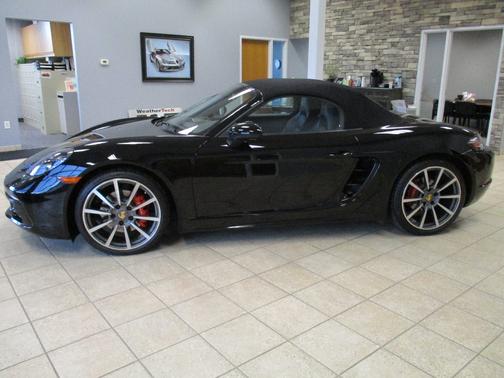 2021 Porsche 718 Boxster S