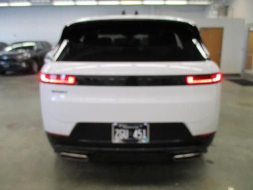 2025 Land Rover Range Rover Sport P360 SE